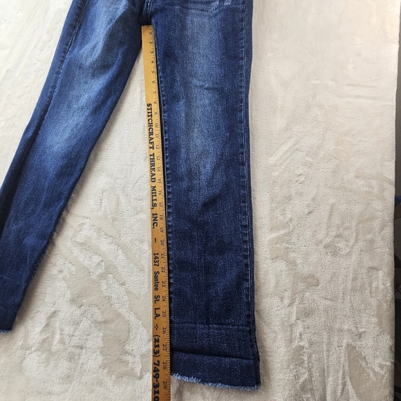 Flying Monkey Jeans Women’s 26 Denim Straight Leg Mid Reg Rise Style Y3175 - Picture 7 of 12